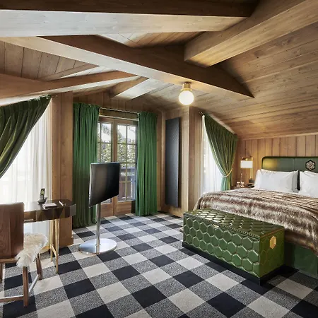 Apogee Courchevel, Oetker Куршевель