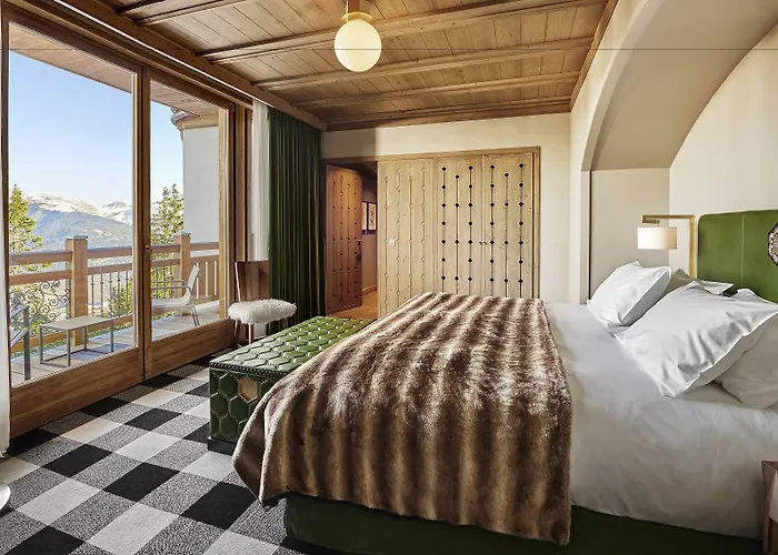 Apogee Courchevel, Oetker 5* קורשבל