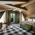 Apogee Courchevel, Oetker Куршевель