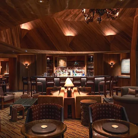 Apogee Courchevel, Oetker Отель 5*