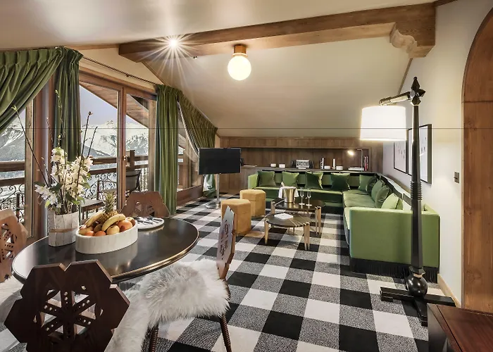 Apogee Courchevel, Oetker 5* Courchevel